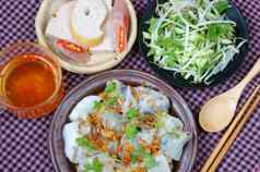 越南食物大米面条卷