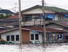 淹没了房子曼谷泰国