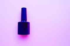 瓶指甲波兰的霓虹灯光粉红色的背景的地方促销测试布局美博客