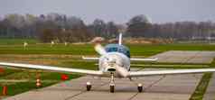特技飞机着陆空气带特写镜头休闲体育运动爱好空气运输背景