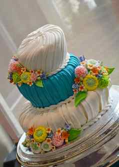 色彩斑斓的婚礼蛋糕