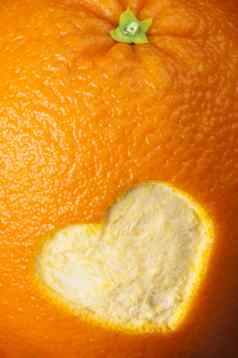 心形状雕刻橙色皮