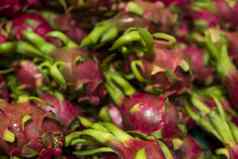 龙水果很多龙水果背景龙水果火龙果热带异国情调的水果健康的维生素食物概念