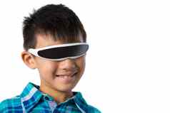 男孩虚拟现实眼镜白色背景