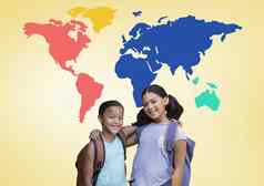 学校孩子们拥抱前面色彩斑斓的世界地图