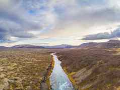赫劳恩福萨尔瀑布系列瀑布巴纳福斯空中图像绿松石水熔岩场高地冰岛