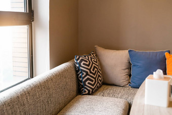 首页设计室内舒适的沙发生活房间色彩斑斓的国内生产总值