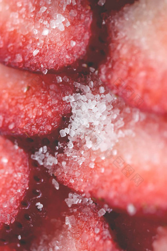 新鲜的维生素浆果背景切片草莓<strong>填充</strong>背景红色的健康的美味的草莓的糖<strong>纹理</strong>