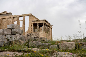 玄关女像柱神殿、包含雅典