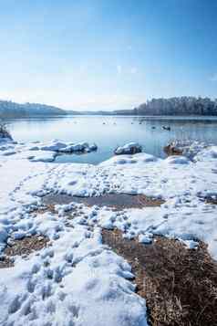 湖奥斯特砷巴伐利亚德国冬天风景
