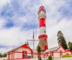 红色的白色画灯塔房子斯瓦科普蒙德德国定居者