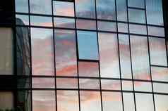 反射柔和的太阳集窗口玻璃现代企业