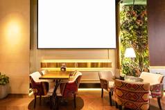 舒适的现代室内餐厅茶馆白色投影仪screencozy现代室内餐厅茶馆白色投影仪屏幕