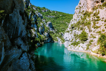 视图陡峭的岩石维登喉咙湖圣croix普罗旺斯法国胡须圣玛丽部门高山高普罗旺斯地区普罗旺斯高山科特天蓝色