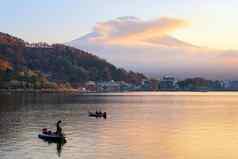 自然景观视图山富士河口湖湖日落秋天季节日本山富士特殊的的地方风景优美的美日本的历史网站