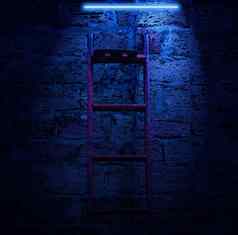 金属楼梯发光的霓虹灯蓝色的灯砖墙背景晚上