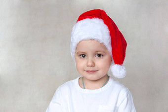 肖像可爱的男孩白色t恤圣诞老人老人他孩子们的情绪圣诞节一年成功明亮的的想法有创意的的想法概念