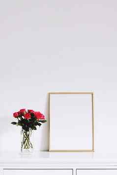 金水平框架花束玫瑰花白色家具奢侈品首页装饰设计模型创建