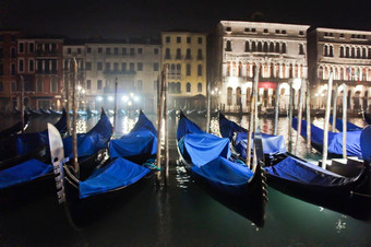 威尼斯城市大运河视图晚上意大利欧洲