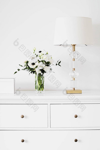 花束花花瓶首页装饰细节奢侈品室内设计