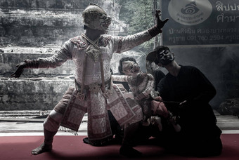 传统的木偶长尾猴ramakien罗摩衍那故事泰国演员们罗摩衍那史诗故事跟踪2015:01:00艺术家房子运河爆炸銮浮动市场