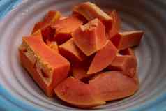 木瓜切片伟大的热带水果帮助维护健康的肠运动健康的酶