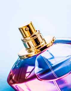 香水瓶光滑的背景甜蜜的花气味魅力香味水香水假期礼物奢侈品美化妆品品牌设计