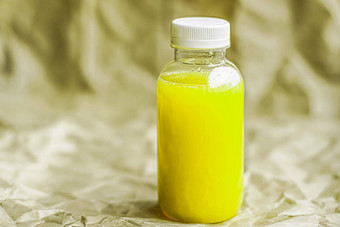 新鲜的石灰柠檬汁<strong>环保</strong>可回收的塑料瓶包装健康的喝食物产品
