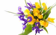 照片新鲜的春天花节日设计黄色的郁金香紫色的虹膜花瓶米色背景特写镜头