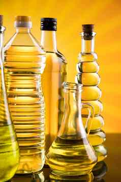 橄榄石油瓶橄榄分支烹饪油