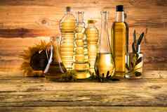 油菜籽石油向日葵石油橄榄石油瓶