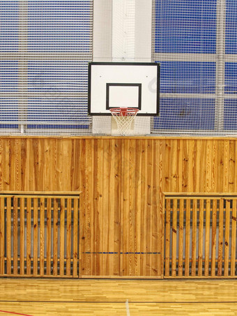 学校健身房篮球篮子董事会