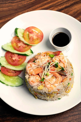 泰国虾海鲜炸大米餐曼谷餐厅泰国