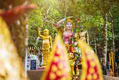 佛雕像美丽的石头足迹主佛khitchakut山主要旅游吸引力尖竹汶府泰国