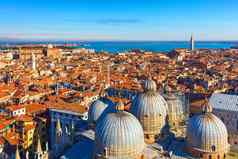 威尼斯全景空中视图红色的屋顶葡萄园意大利空中视图威尼斯城市意大利威尼斯受欢迎的旅游目的地欧洲威尼斯意大利