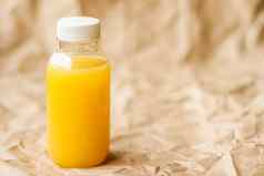 新鲜的橙色汁环保可回收的塑料瓶包装健康的喝食物产品