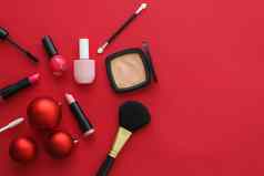 化妆化妆品产品集美品牌圣诞节出售促销活动奢侈品红色的平铺背景假期设计