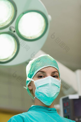 外科医生外科手术灯