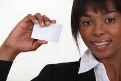 美国黑人女商人持有业务卡