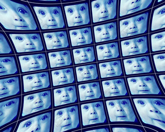 扭曲的蓝色的视频屏幕显示脸婴儿