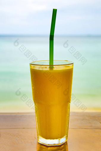 玻璃芒果汁