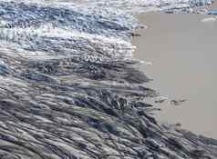 色彩斑斓的集团旅游人冰川走舌头斯卡夫塔山冰川 -冰川