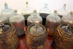 大Jar瓶存储棕色（的）织篮子