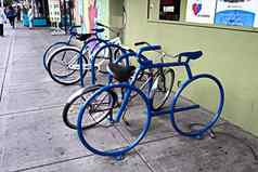 自行车停车机会象征自行车停车自行车架自行车停车设施现代自行车存储形式钢螺旋自行车停车