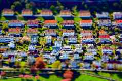 Tilt-shift有创意的图像上流社会的郊区住宅城市区房子花园