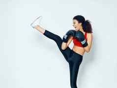 运动女人拳击手套跆拳道锻炼