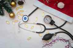 圣诞节医学听诊器药片圣诞节装饰花环圣诞老人老人他