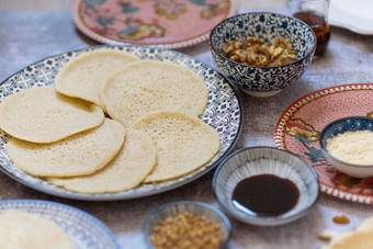 美丽的传统的摩尔瓷陶瓷盘子说明中间东部设计马拉喀什摩洛哥