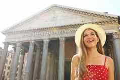 快乐微笑旅游女孩罗马意大利有吸引力的时尚年轻的女人万神殿背景