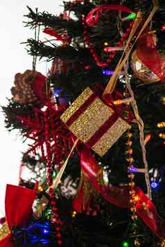 美丽的圣诞节饰品装饰挂圣诞节树
